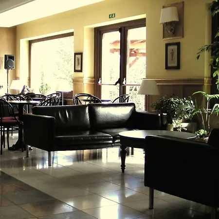 Hotell Alba Sporting Rocca di Mezzo