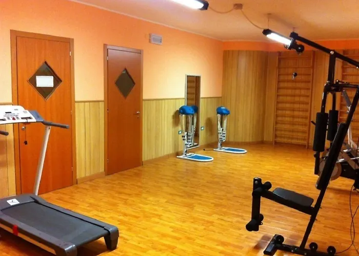 Отель Alba Sporting Рокка-ди-Меццо