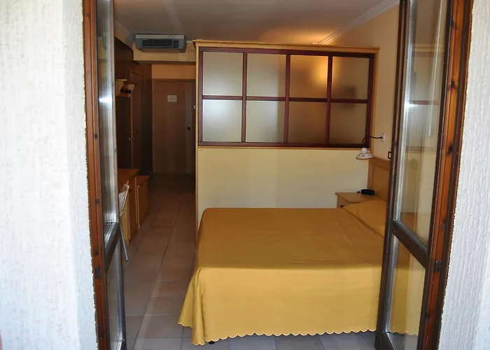 Alba Sporting Отель Рокка-ди-Меццо