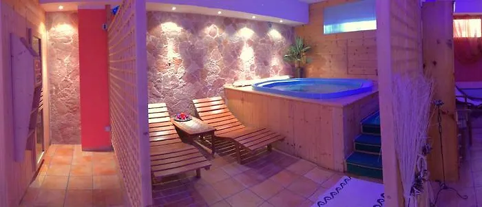 Szálloda Alba Sporting Rocca di Mezzo